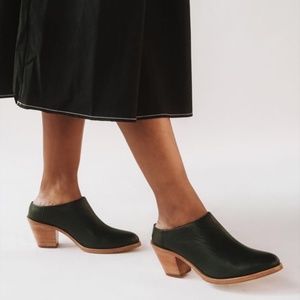Poppy Barley Heeled Mule